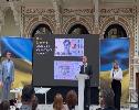 Ukraine's central bank unveils new 2,000-hryvnia banknote