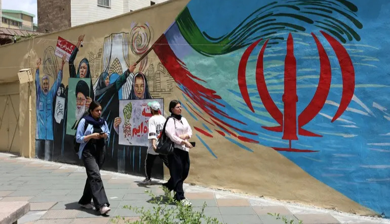 Iran attacks US air base in Qatar – Euronews